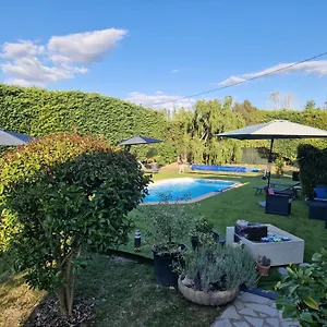 Bed & Breakfast L'etape Provencale Cabriès
